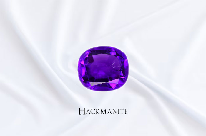 10 Hackmanite Gemstone Symbolism Facts & Meaning: Zodiac, Superstitions, Dreams, and Myths